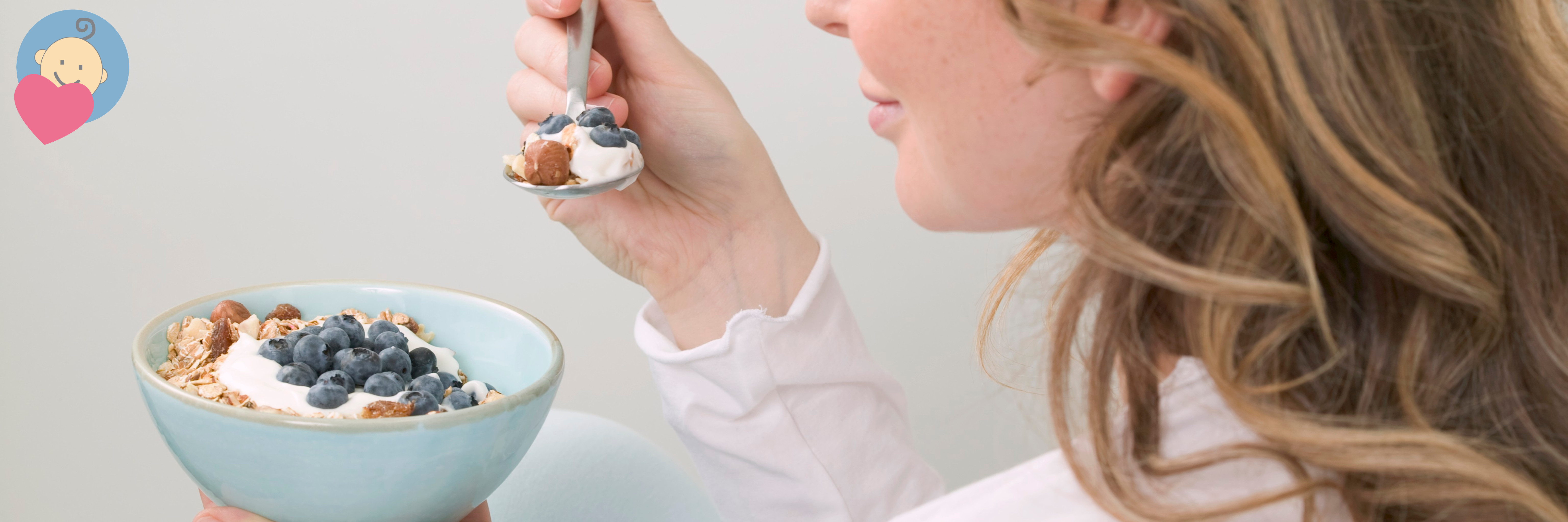 Postpartum Nutrition Guide: Tips and Sample Meal Ideas