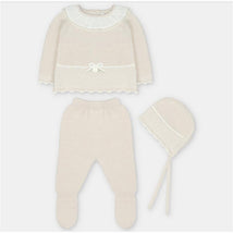 Sweater knit cotton set in Aller Beige, featuring a top, footed leggings, and a bonnet with lace trim.