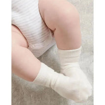 Pure Baby - 3Pk White Baby Neutral Organic Sock Set Image 2