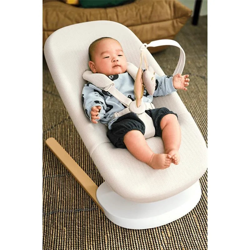 Stokke - Yoga™ Baby Bouncer Light Sand Image 6