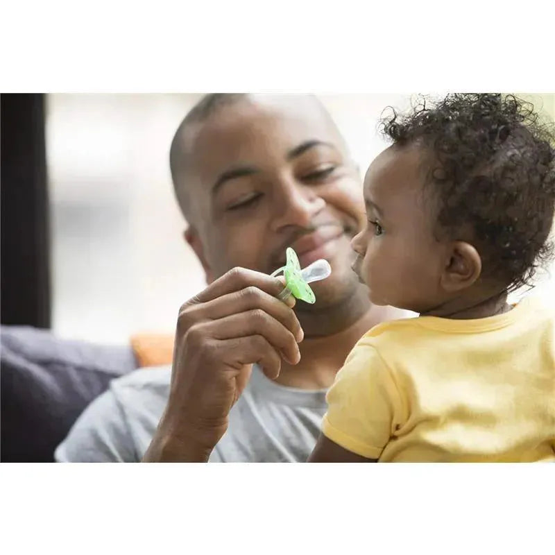 Tommee Tippee - 3Pk Closer To Nature Day & Night Glow-in-the-Dark Pacifiers, 6/18M (Colors May Vary) Image 9