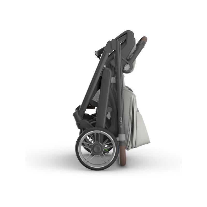 Uppababy - Cruz V3 Stroller Savannah (Pearl Gray Jacquard/Carbon Frame/Chestnut Leather) Image 9