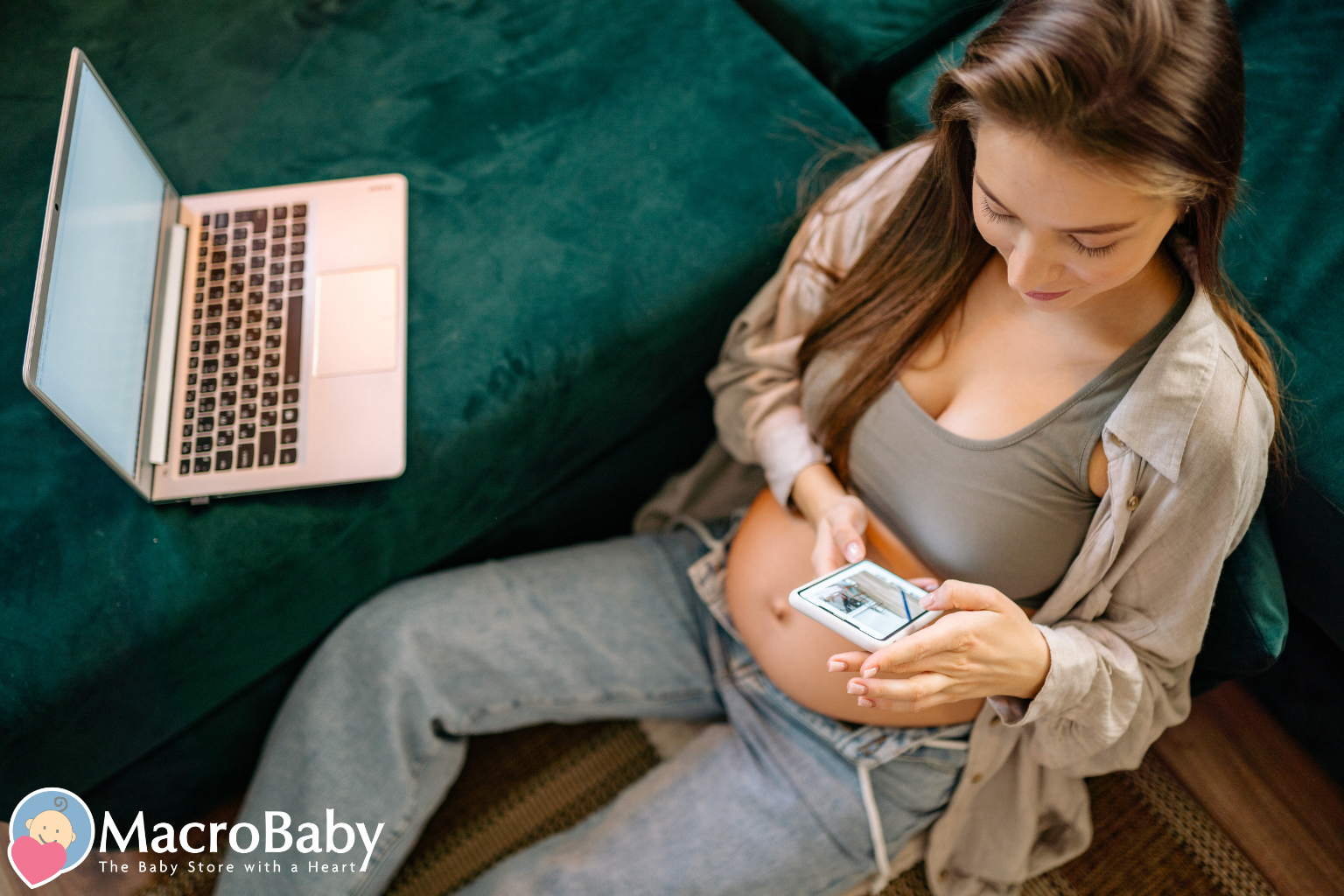 First Trimester of Pregnancy: What’s Really Happening in Your Body (Symptoms, Emotions, and What Science Says)