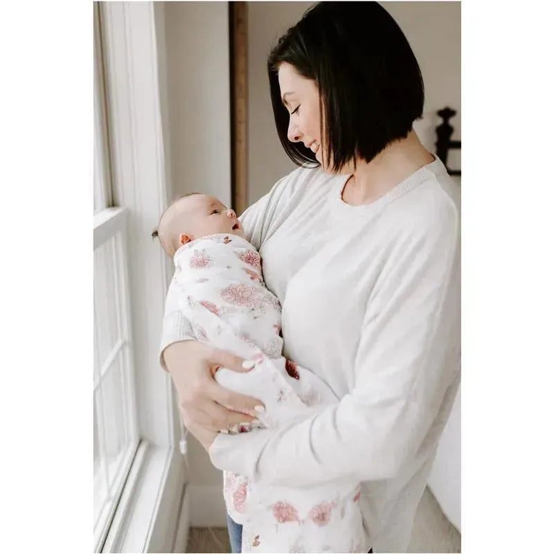 Aden + Anais 4-pack Dahlia Muslin Swaddle Blankets Image 4
