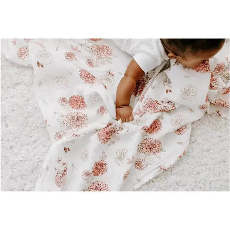 Aden + Anais 4-pack Dahlia Muslin Swaddle Blankets Image 5