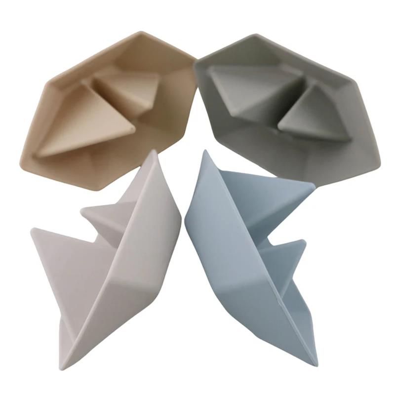 Ali + Oli - (4-Pc) Mini-Boat Bath Toy Set Image 8