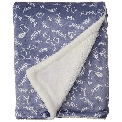 Mink blanket with Sherpa backing in forest print, featuring a soft design and cozy texture, ideal for babies.