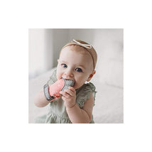 Bazzle Baby - Chew Mitt, Stars On Pink Image 3