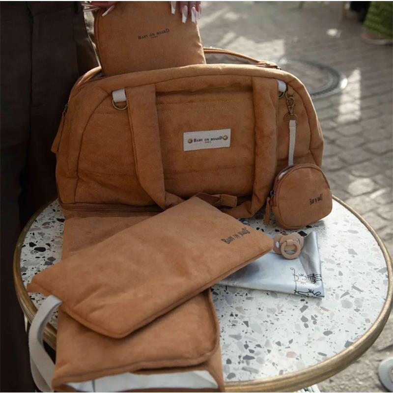 Bbluv - Doudoune Changing Bag, Camel Image 7