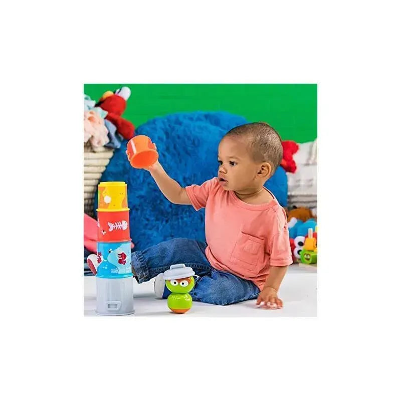 Bright Starts Oscar The Grouch's Staking Cans Stackable cups Image 3