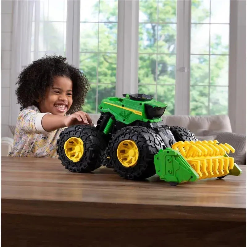 John Deere - Boys Toy Monster Treads Super Scale Combine Image 10