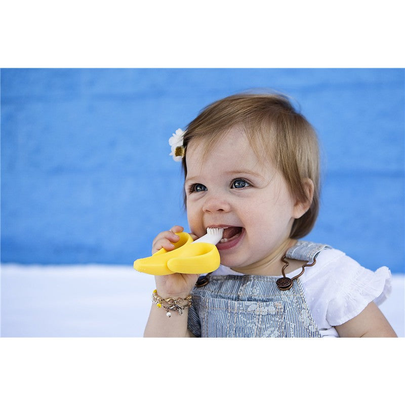 Live-Right Baby Banana Brush - Infant Image 4