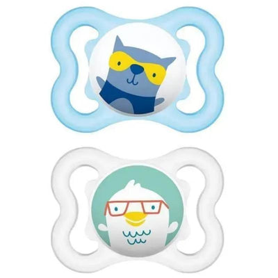 Assorted Mam mini pacifiers featuring a cartoon raccoon in sunglasses and a bird with glasses, suitable for sensitive skin.