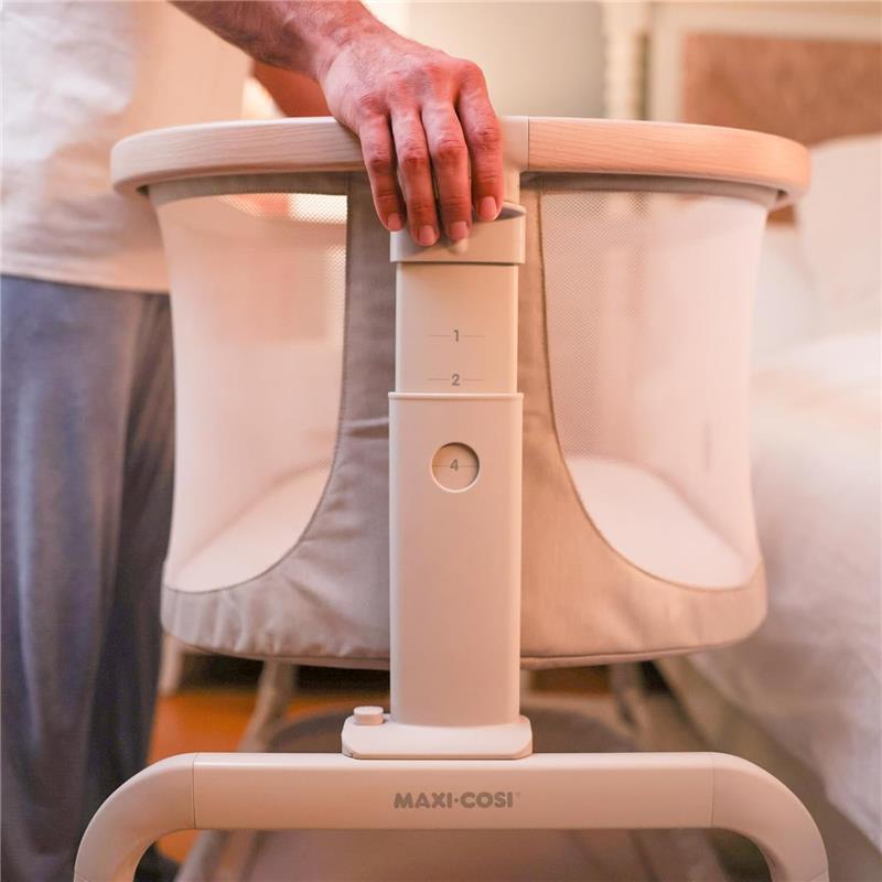 Maxi-Cosi - Iora Baby Bassinets Bedside Sleeper, Truffle Image 2