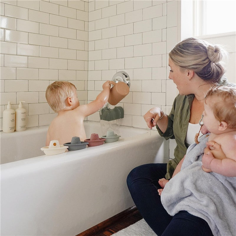 Mushie Bath Rinse Cup - Natural Image 4
