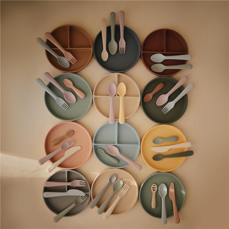 Mushie Classic Silicone Suction Plate - Blush Image 8