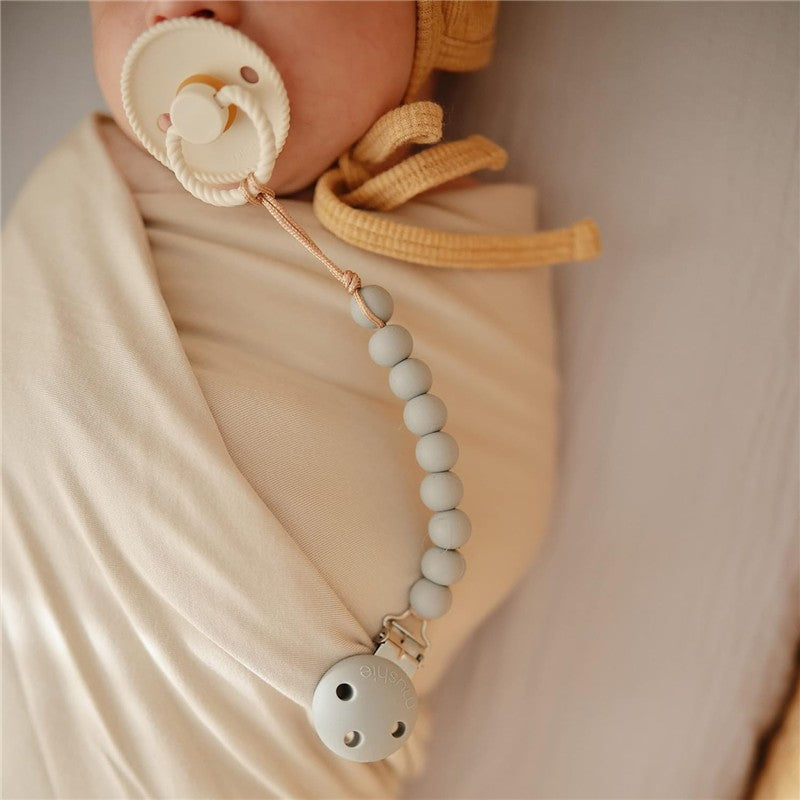 Mushie Silicone Pacifier Clip Hera - Sage Image 4