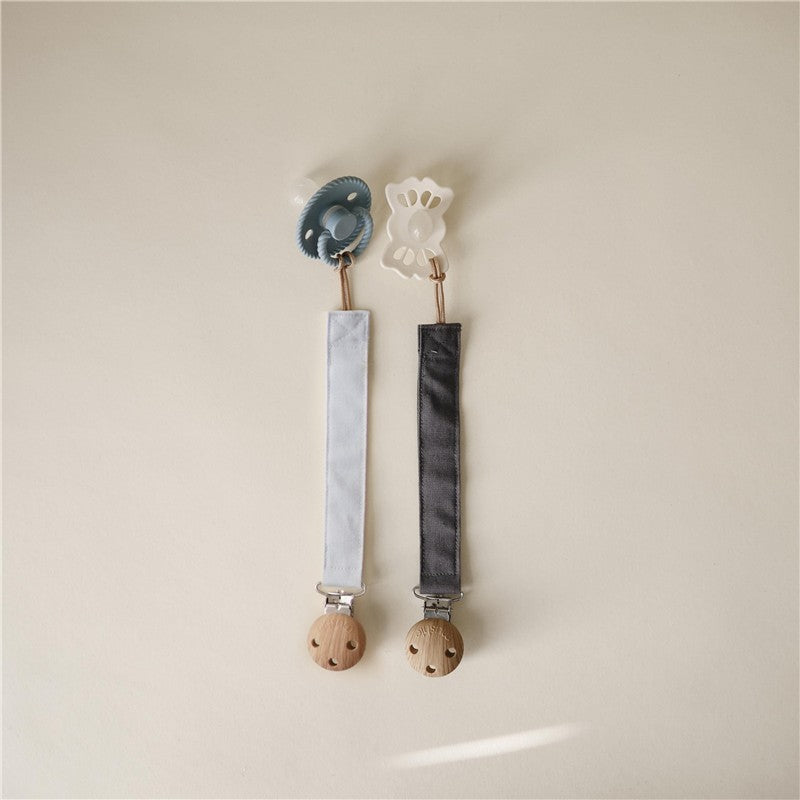 Mushie Linen Pacifier Clip 2-Pack - Powder Blue/Deep Sea Image 3