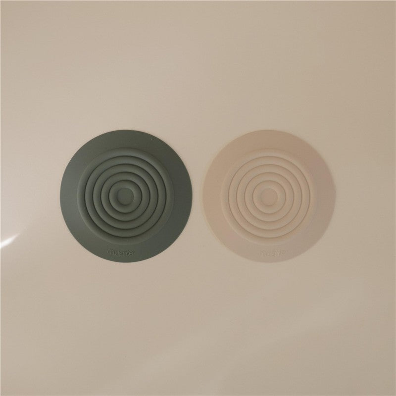 Mushie Silicone Drain Stopper 2-Pack - Cambridge Blue/Shifting Sand Image 3