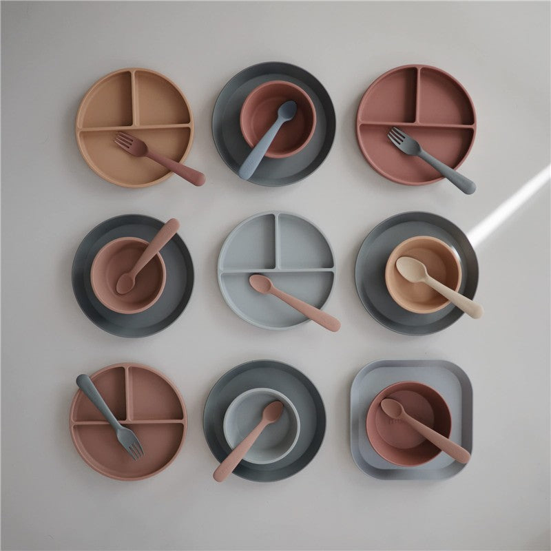 Mushie Silicone Square Plate Dinnerware Set - Cloud Image 7