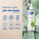 Cleansing gel for hair and body by Mustela, featuring olive oil and aloe, with key certifications and details.