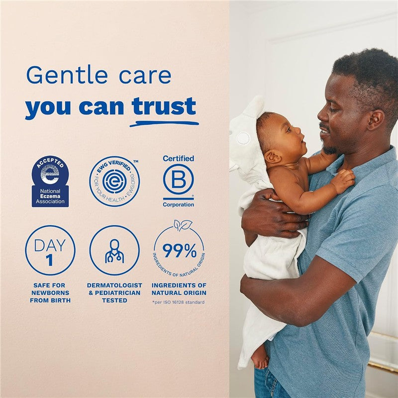 Mustela Stelatopia Cleansing Gel packaging features a parent holding a baby, with text highlighting gentle care, safety for newborns, and natural ingredients.