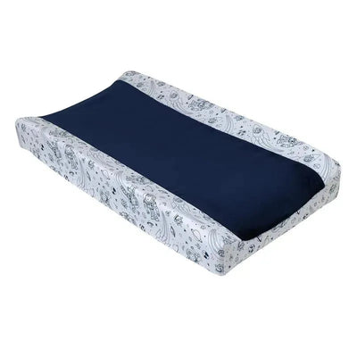 Changing pad cover featuring a navy blue center and a white outer design with Disney Toy Story characters and space themes.