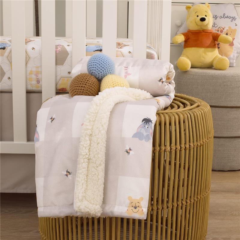 Nojo - Winnie The Pooh Hugs & Honeycombs Baby Blanket Image 5