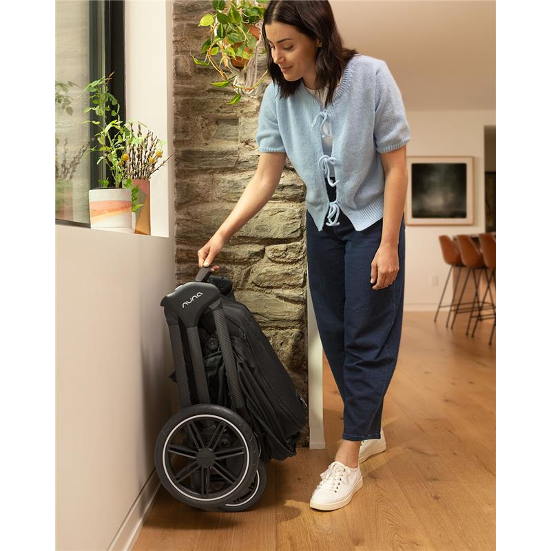 Nuna - Triv Lx + Pipa Urbn Travel Systemm, Caviar Image 8