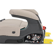 Backless booster car seat Peg Viaggio Shuttle in Mon Amour design, featuring safety indicators and attachment system.