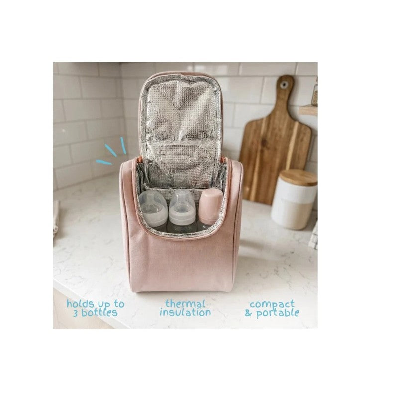 Pink insulated bottle bag displaying three baby bottles, labeled for capacity and portability features.