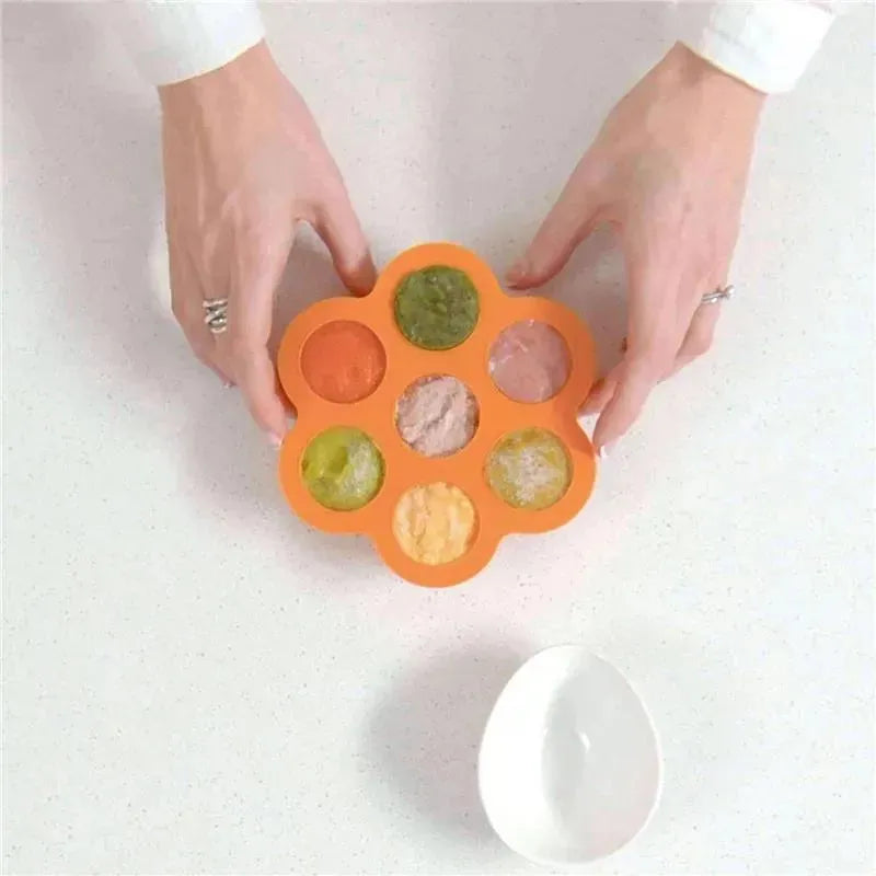 Quark - Chiill Silicone Baby Food Freezer Tray with Lid, 1.4 oz Image 2