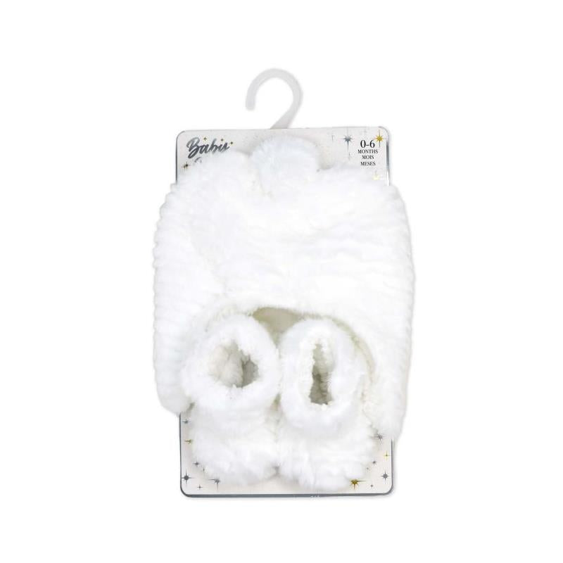 Rose Textiles Ridge Plush Hat & Bootie Set, White Image 2