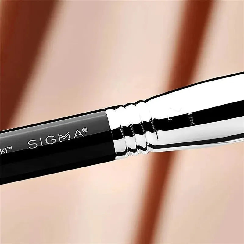 Sigma F80 Air Flat Kabuki Brush Image 4