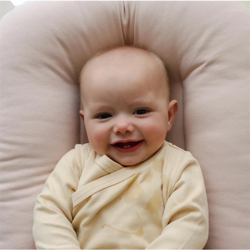 Snuggle Me - Infant Lounger Petal Image 4
